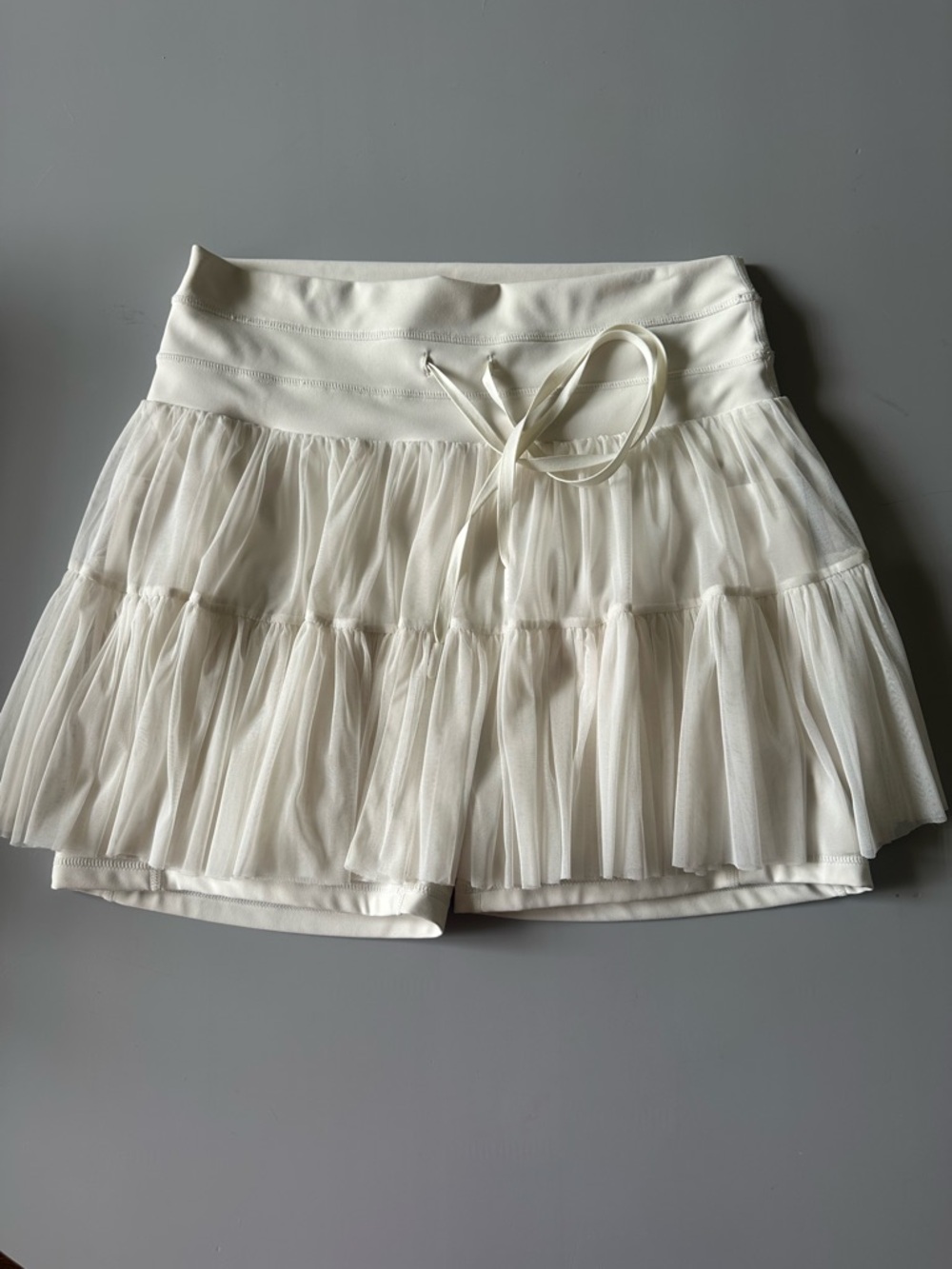 popflex pirouette skort • ivory
